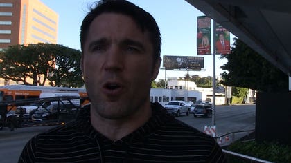 121417_chael_sonnen_moore_4195286