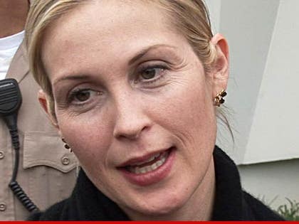 0812-kelly-rutherford-tmz-01