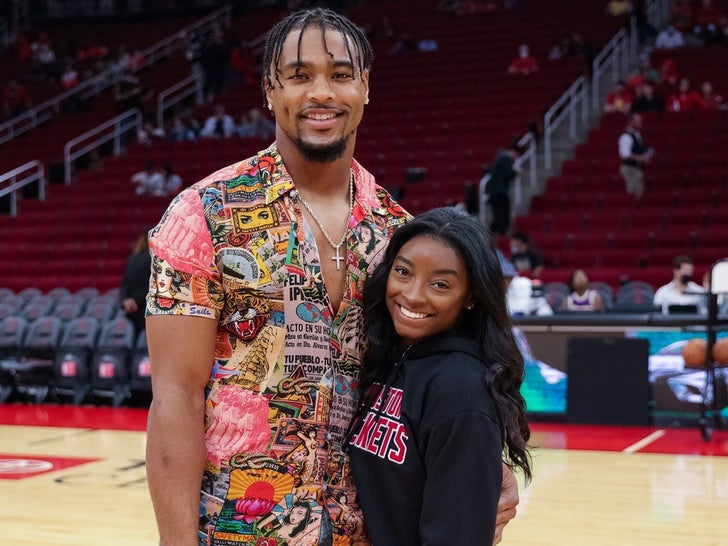 Simone Biles And Jonathan Owens Together