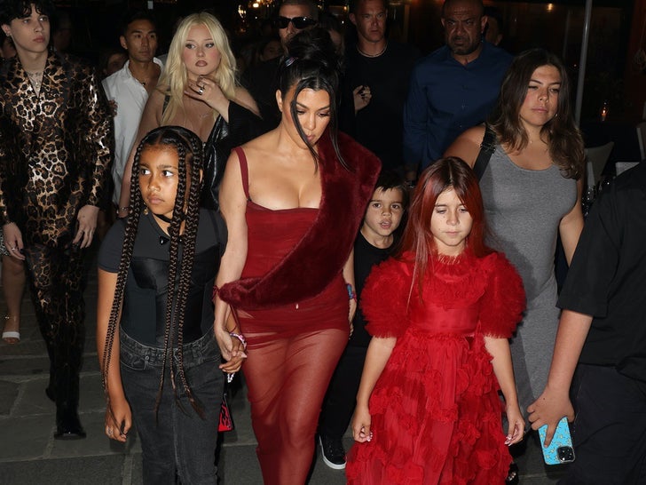 Kardashian Family in Italy for Kourtney's Wedding