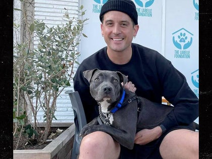 g eazy and dog Phoenix