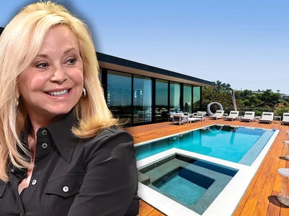 Julie Wainwright With Her Beverly Hills Home