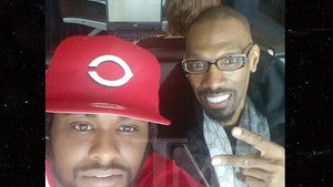 0413-charlie-murphy-game-fan-TMZ-01