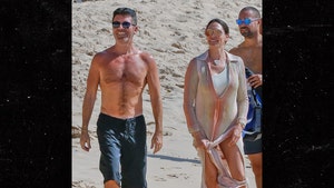 0103-simon-cowell-bg-01