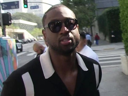 0827-dwayne-wade-tmz-02