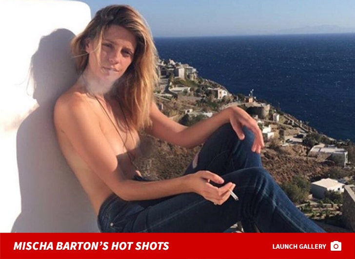 Mischa Barton's Hot Shots