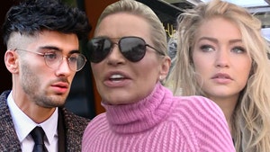 zayn malik, yolanda hadid and gigi hadid