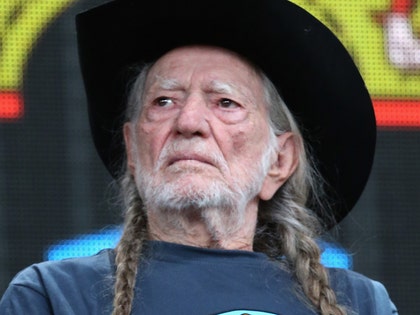 1203-willie-nelson-getty-01