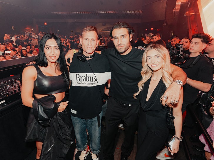 kaskade sam asghari gf las vegas