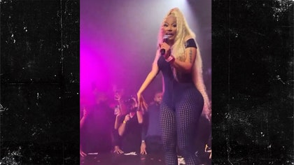 010224_nicki_minaj_kal