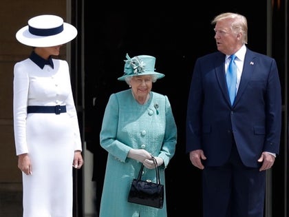 Trump Visits UK Queen Elizabeth photos-13