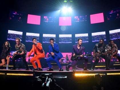 Jonas Brothers Happiness Begins Tour Opener miami photos 08