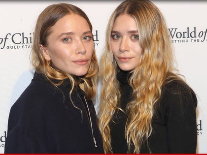 1107_Mary-Kate-and-ashley-Olsen_FILMAGIC