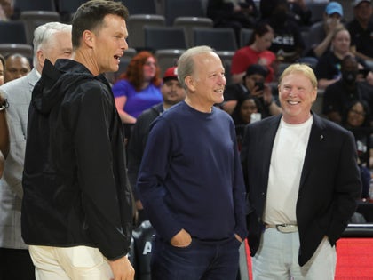 0601-Tom-Brady-Courtside-At-The-Vegas-Aces-Game-primary