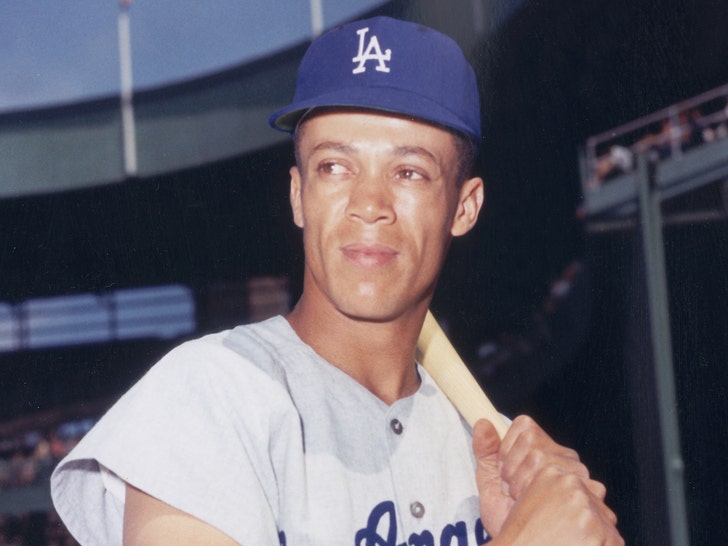 Maury Wills getty