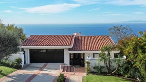 House On The California Coast