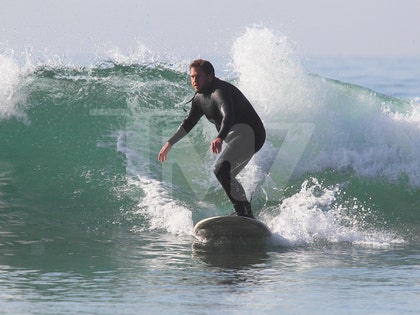 0215-jonah-hill-surfing-tmz-01