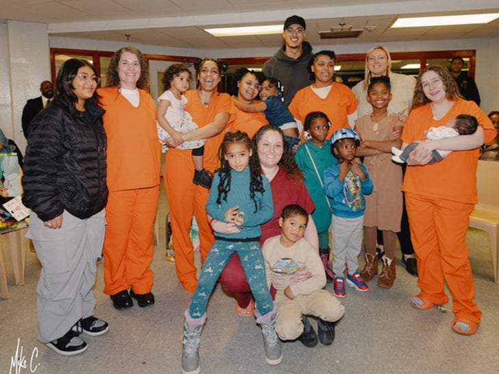 Kyle Kuzma With Female Inmates