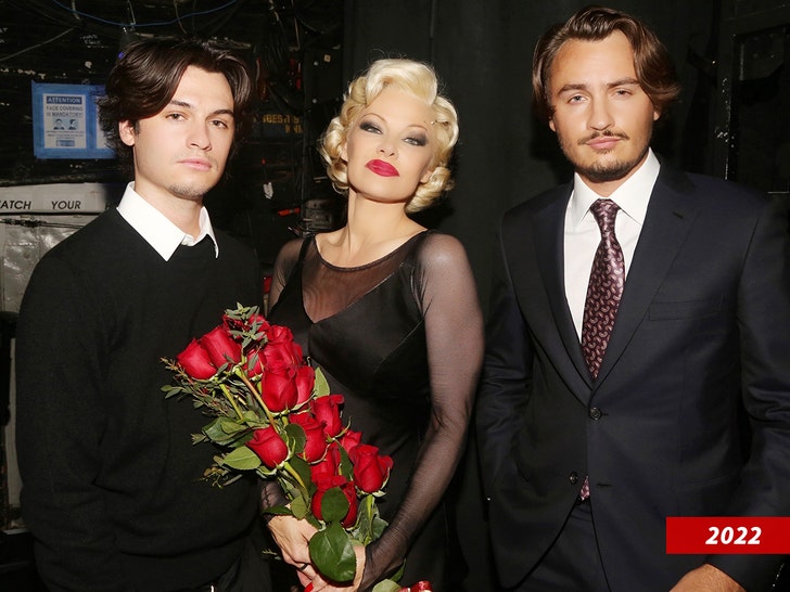 pamela anderson with her sons Brandon Thomas Lee and Dylan Jagger Lee getty 2