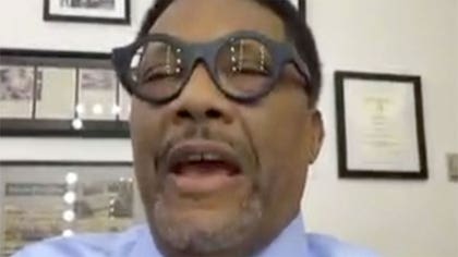 Judge Mathis is clearing the air and setting the record straight on what exactly happened with his alleged spitting incident -- denying any saliva left his mouth, and even dropping another crazy nugget on us ... the actual wait time for his car, way longer than 15 minutes.