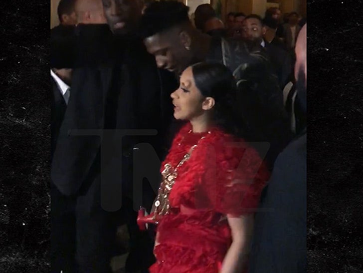 Cardi B Gets Lump on Head Attacks Nicki Minaj Throws :: 090718-cardi-bump-primary-1