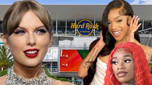 taylor swift Hard Rock Stadium sexxy red glorilla