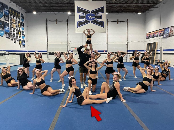 ece blackout cheer