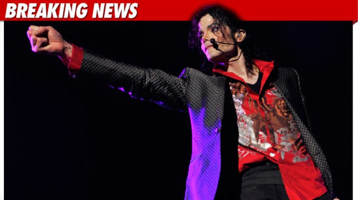 Big Blow to Defense In MJ Manslaughter Trial :: 0725-michaek-jackson-this-is-it-bn