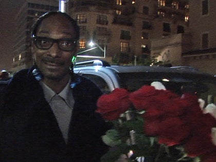 061511_snoop_dogg_still