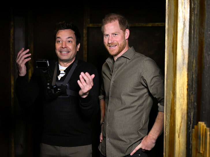 jimmy fallon and prince harry haunted house getty 2