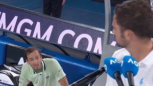 0128 daniil medvedev yellin at the umpire 2