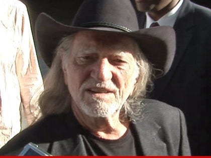 1122-willie-nelson-tmz