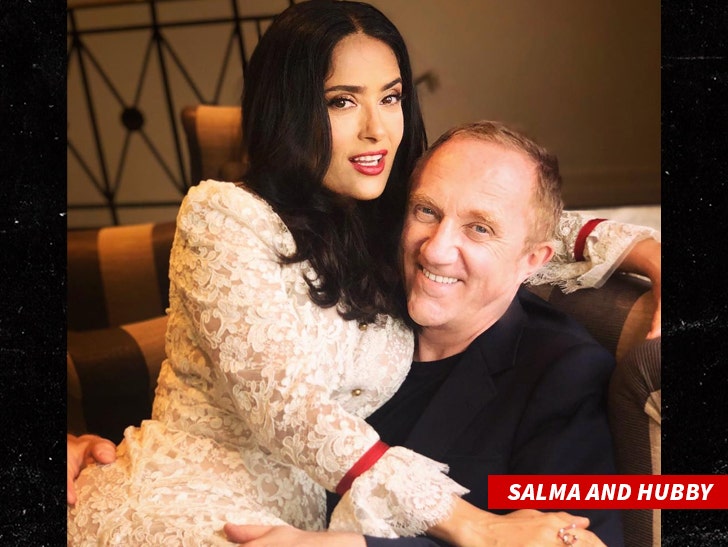 Salma Hayek Loses Billionaire Hubby In Crazy Family Pap Crush :: 0815-salma-and-hubby-instagram-1