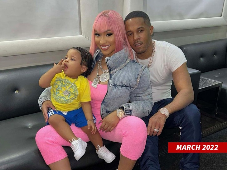 Nicki Minaj and family