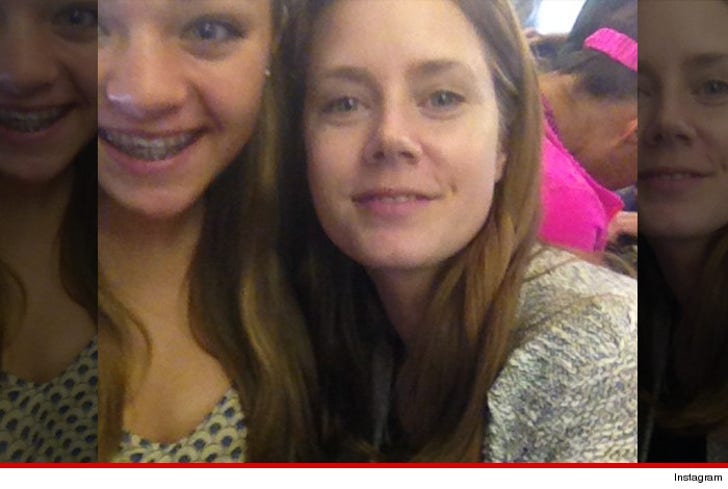 Amy Adams -- Gives Up First Class Seat to a :: 0627-amy-adams-instagram-4