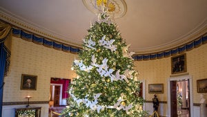 1129-2021-White-House-holiday-decorations-photos-primary-4