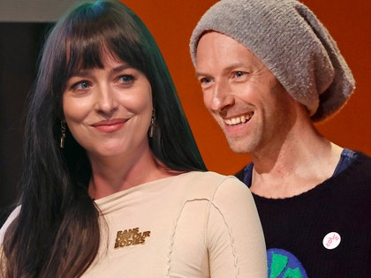 chris martin and Dakota Johnson