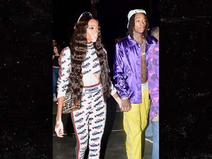 1021-winnie-harlow-wiz-khalifa-backgrid-01