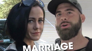 0508-jenelle-evans-david-eason-tmz-02