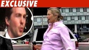 Kelly Rutherford: Click to watch