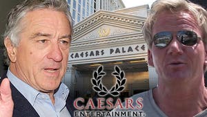 0115-robert-de-niro-gordon-ramsey-caesars-palace-tmz-getty-04