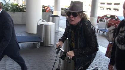 042516_axl_rose_kaltura