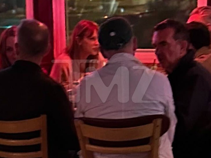 0404 taylor swift at dinner tmz wm b