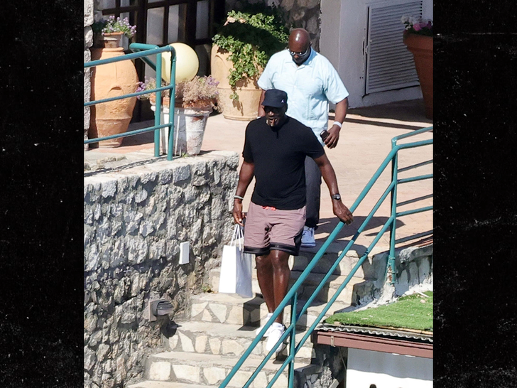 Michael Jordan in capri