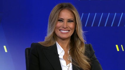 100824_melania_trump_kal