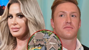 Kim Zolciak Kroy Biermann House main