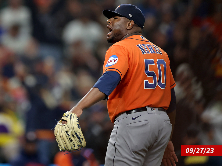 Hector Neris struck out Julio