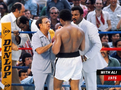 1116-Ferdie-Pacheco-Muhammad-Ali-1975-rex-02