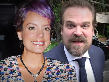 0908-Lily Allen-ring-david-harbour-getty-tmz-01