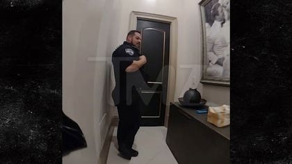 052924_kim_zolciak_body_cam_kroy_kal-wm